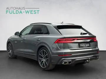 AUDI SQ8 4.0TFSI Matrix B&O HuD Standheiz. AHK Alu22