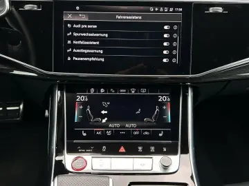 AUDI SQ8 4.0TFSI Matrix B&O HuD Standheiz. AHK Alu22