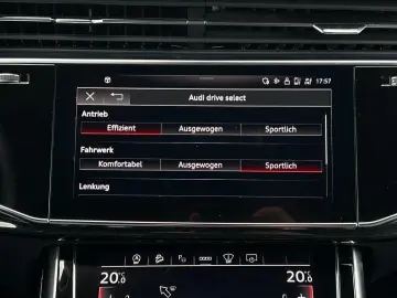 AUDI SQ8 4.0TFSI Matrix B&O HuD Standheiz. AHK Alu22