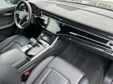 AUDI SQ8 4.0TFSI Matrix B&O HuD Standheiz. AHK Alu22