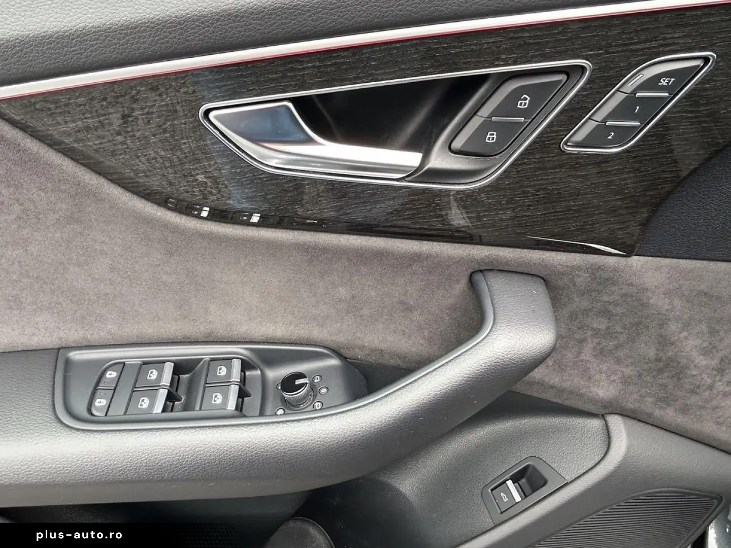 AUDI SQ8 4.0TFSI Matrix B&O HuD Standheiz. AHK Alu22