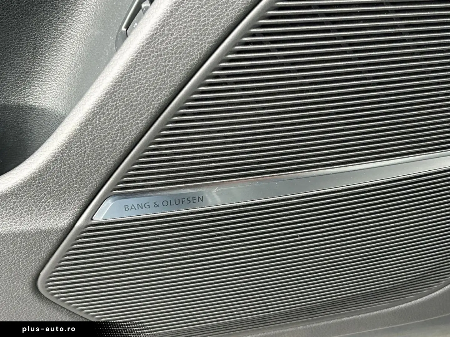 AUDI SQ8 4.0TFSI Matrix B&O HuD Standheiz. AHK Alu22