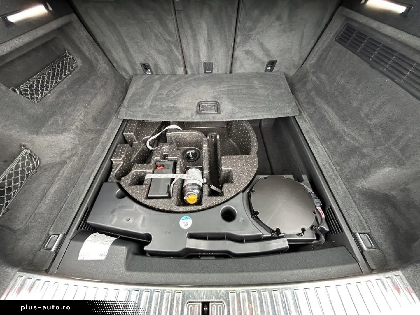 AUDI SQ8 4.0TFSI Matrix B&O HuD Standheiz. AHK Alu22