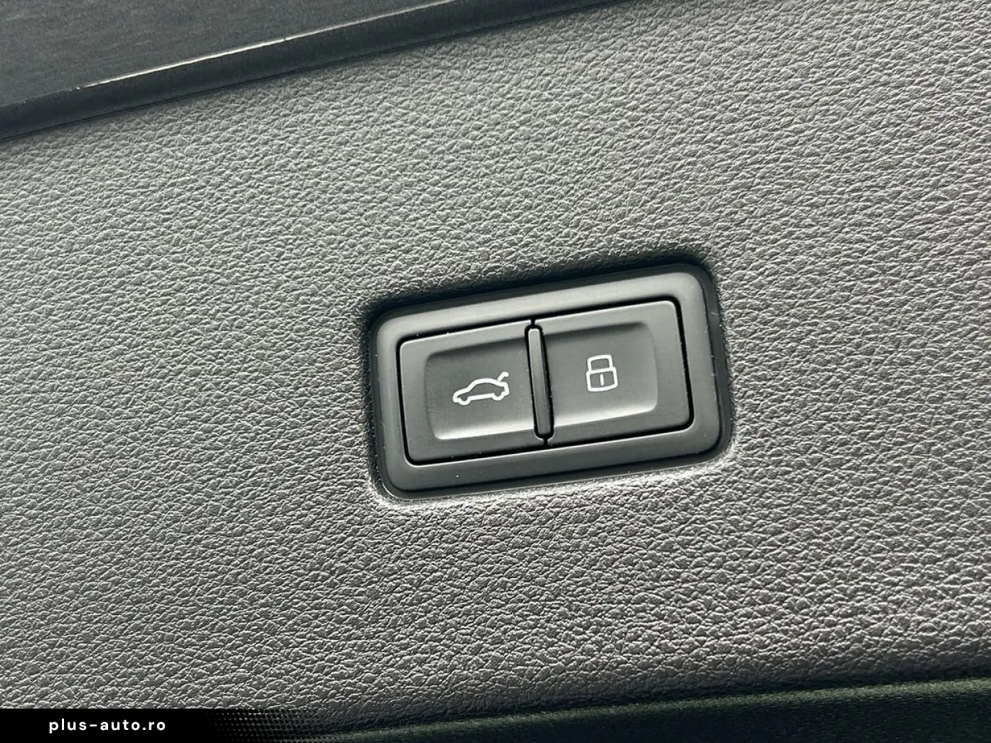 AUDI SQ8 4.0TFSI Matrix B&O HuD Standheiz. AHK Alu22
