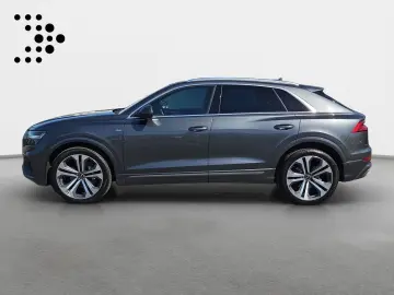 AUDI Q8 SUV 55 TFSI quattro S line AHK Tour HD Matrix