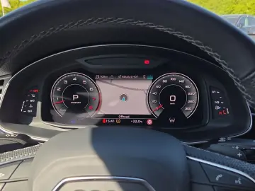 AUDI Q8 SUV 55 TFSI quattro S line AHK Tour HD Matrix