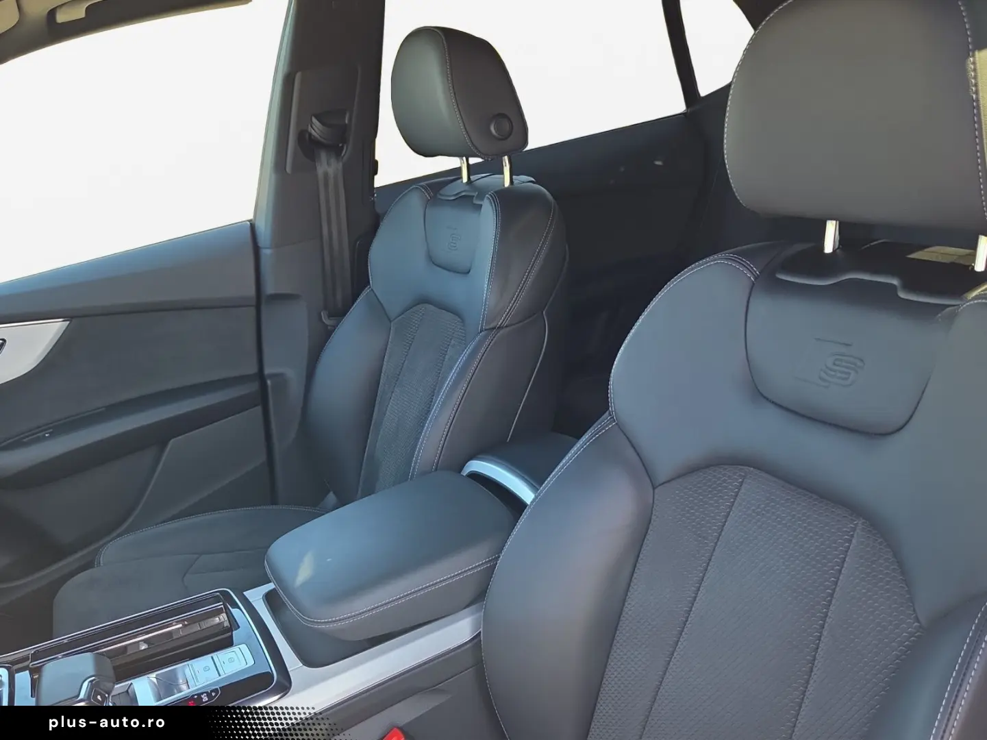 AUDI Q8 SUV 55 TFSI quattro S line AHK Tour HD Matrix