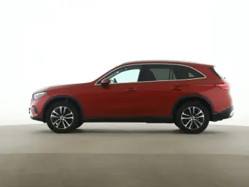 MERCEDES-BENZ GLC 220 d 4M Avantgarde AHK Digital Li…
