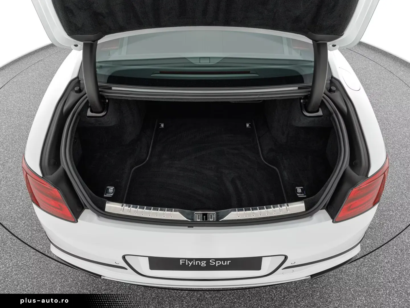Bentley Flying Spur Speed   Naim for Bentley Soundsystem