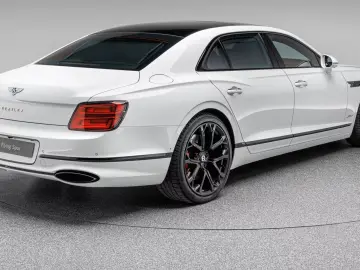 Bentley Flying Spur Speed   Naim for Bentley Soundsystem