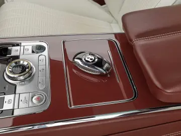 Bentley Flying Spur Speed   Naim for Bentley Soundsystem