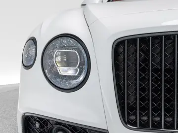 Bentley Flying Spur Speed   Naim for Bentley Soundsystem