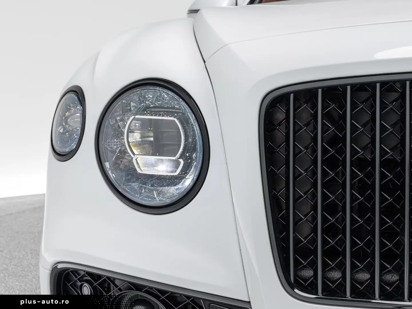 Bentley Flying Spur Speed   Naim for Bentley Soundsystem