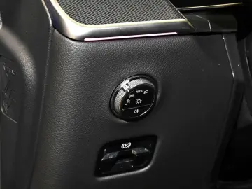 MERCEDES-BENZ GLC 220 d 4M Avantgarde Advanced  Dist&hellip;