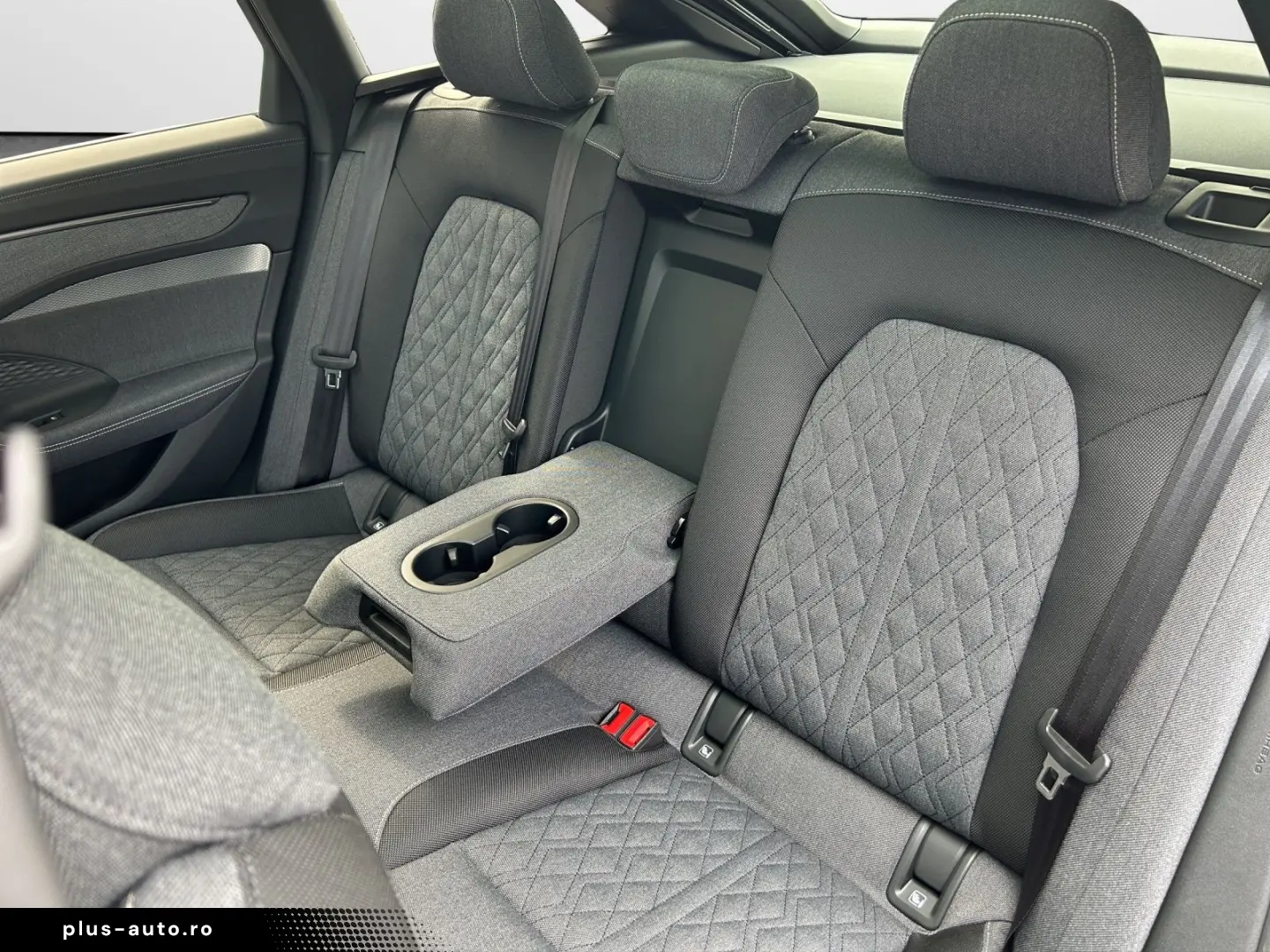 AUDI A6 Avant TDI S tronic quattro S line  HeadUp Pan