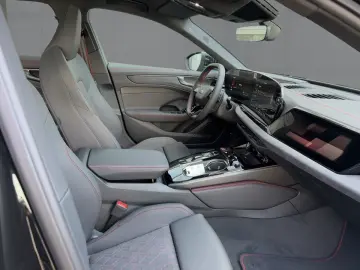 AUDI A6 Avant TFSI quattro 270 kW S tronic