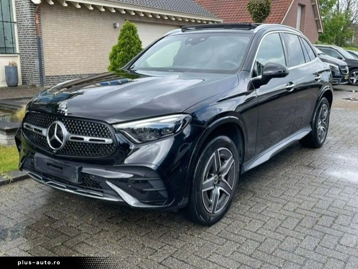 MERCEDES-BENZ GLC 300 300e 4MATIC AMG LINE PANO kame&hellip;