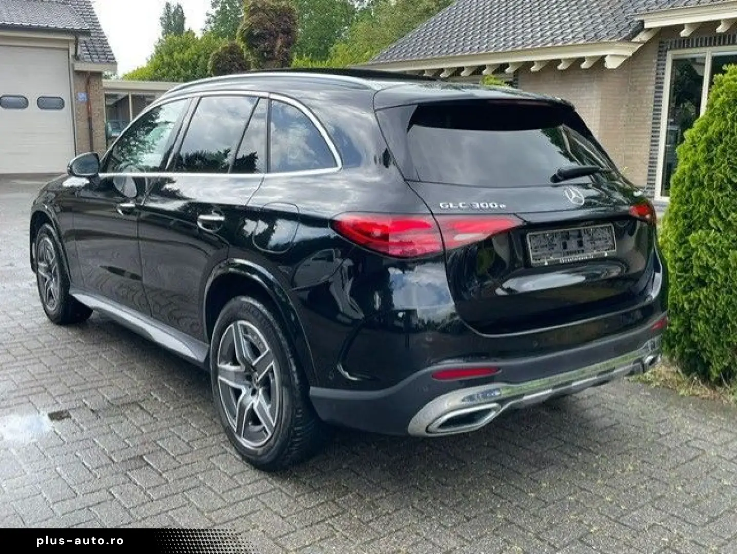 MERCEDES-BENZ GLC 300 300e 4MATIC AMG LINE PANO kame&hellip;