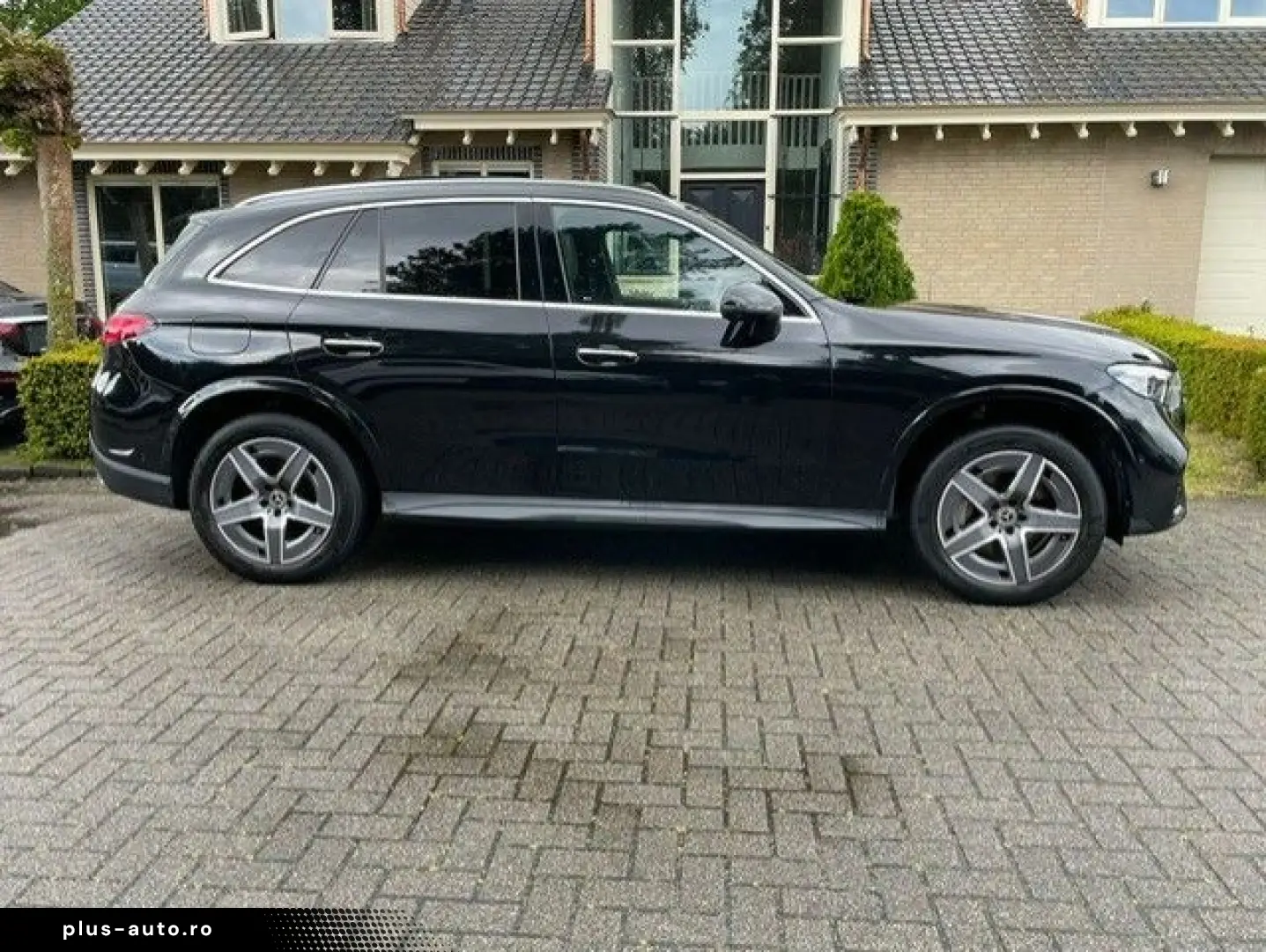 MERCEDES-BENZ GLC 300 300e 4MATIC AMG LINE PANO kame&hellip;