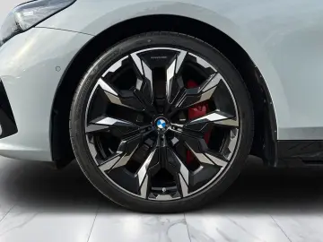 BMW 540d xDrive M Sport Pro Pano 360 ACC H&K 21  AHK