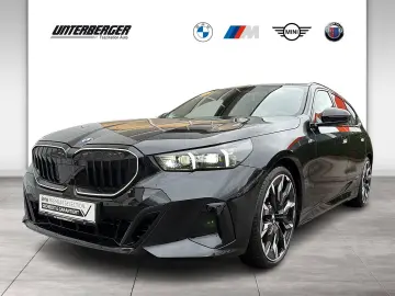 BMW 540d xDrive Touring M Sport PRO 21  Iconic Glow
