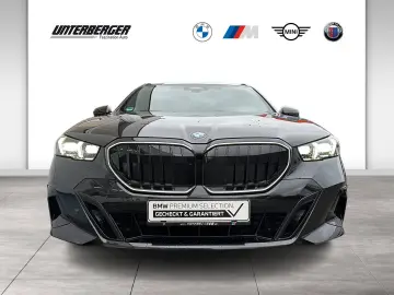 BMW 540d xDrive Touring M Sport PRO 21  Iconic Glow