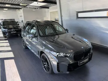 BMW X5 xDrive50e M Sport Pano AHK Carbon ACC LM22