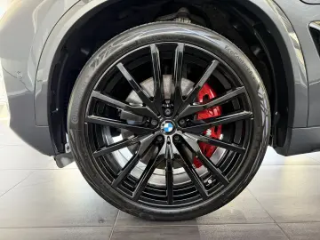 BMW X5 xDrive50e M Sport Pano AHK Carbon ACC LM22