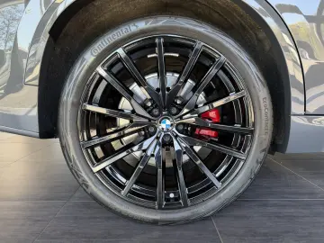 BMW X5 xDrive50e M Sport Pano AHK Carbon ACC LM22