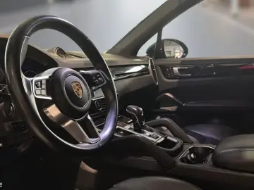 PORSCHE Cayenne E-Hybrid Platinum Edition
