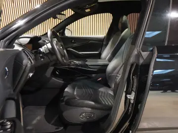 Aston Martin DBX 4.0 V8 Sportabgas Body Pack Black