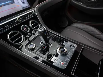 Bentley Continental GT V8 - MULLINER Blackline