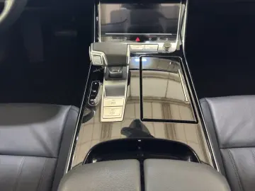 AUDI A8 50 TDI quattro Tiptronic S line   NAVI