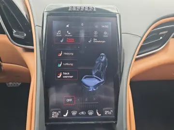 FERRARI Roma Spider Pass.Display ACC Airscarf Seatvent.