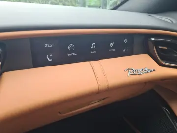 FERRARI Roma Spider Pass.Display ACC Airscarf Seatvent.
