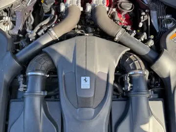 FERRARI Roma ASCF 20 FDW Pass.Display HP Hi-Fi 360 Kam