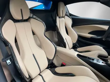FERRARI 296 GTS   Lift   10xCarbon   JBL   Voll