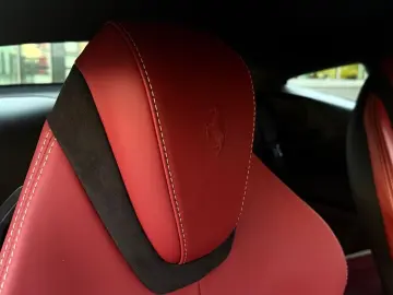 FERRARI Roma 1.Hd Dt.Auto LED Lenkrad Beifahrer Display