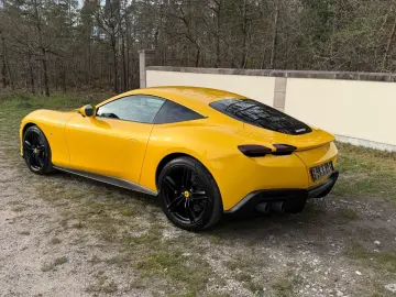 FERRARI Roma 3.9 T V8 DCT - GIALLO TRIPLO STRATO