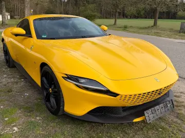 FERRARI Roma 3.9 T V8 DCT - GIALLO TRIPLO STRATO