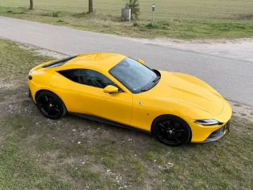 FERRARI Roma 3.9 T V8 DCT - GIALLO TRIPLO STRATO