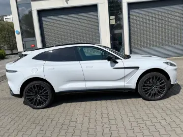 Aston Martin DBX 550 23 Zoll Sportauspuff Black