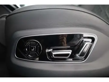 Audi A8 60 TFSI e quattro S line 20'