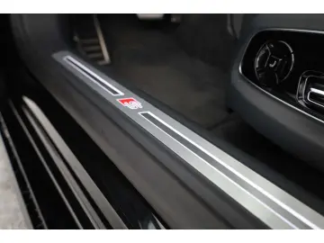 Audi A8 60 TFSI e quattro S line 20'