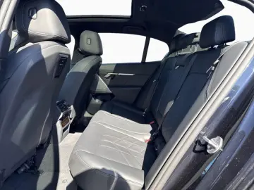 BMW 540dA xDrive M SPORT Pano StHzg KomSi 360  St