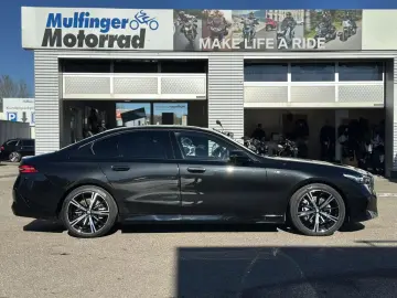 BMW 540d xDr.M Sport ACC SuView Sitzbel.B W.AHK 20
