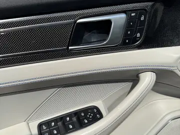 PORSCHE Panamera 4 E-Hybrid PHEV Platinum Edition Aut...