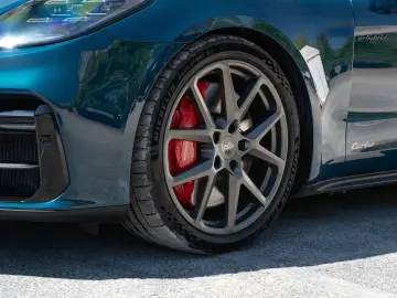 PORSCHE Panamera Turbo E-Hybrid Burmester InnoDrive