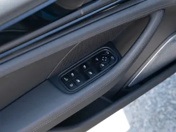 PORSCHE Panamera Turbo E-Hybrid Burmester InnoDrive