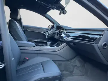 Audi A8 60 TFSI e quattro 340(462)